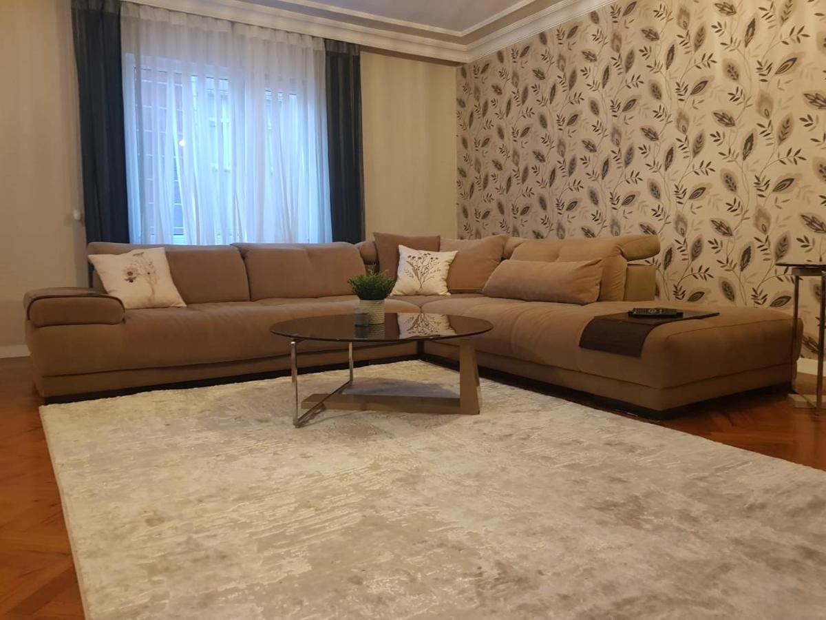 5 Minutes To Subway Apartment Istanbul Bagian luar foto