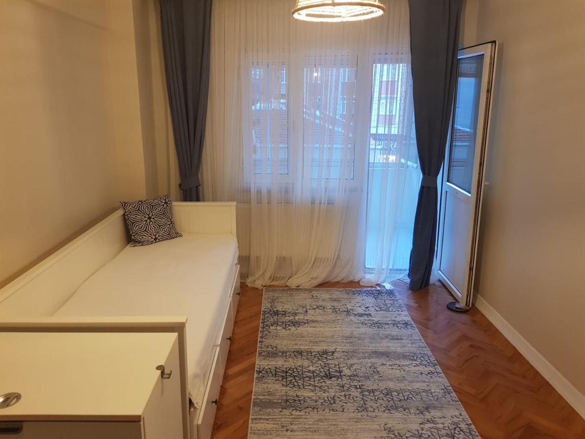 5 Minutes To Subway Apartment Istanbul Bagian luar foto
