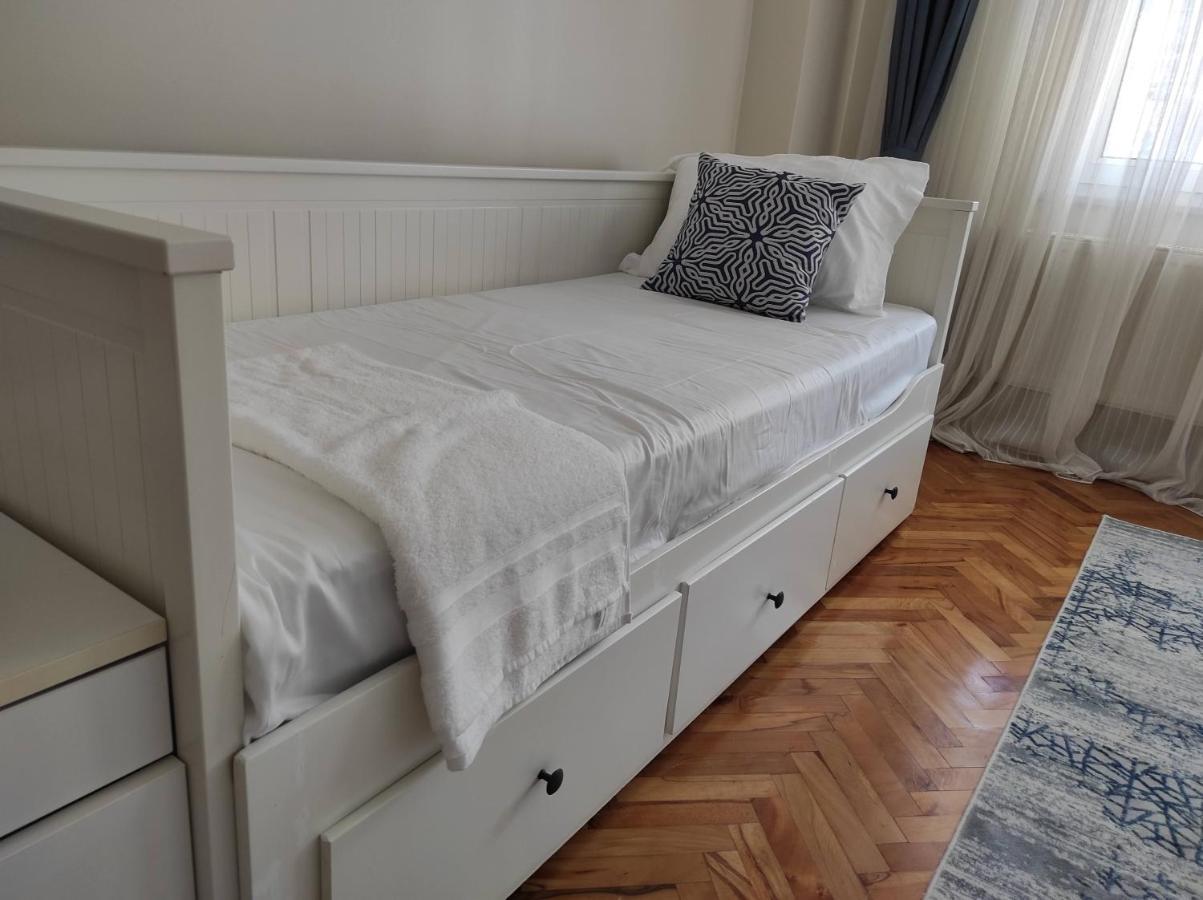 5 Minutes To Subway Apartment Istanbul Bagian luar foto