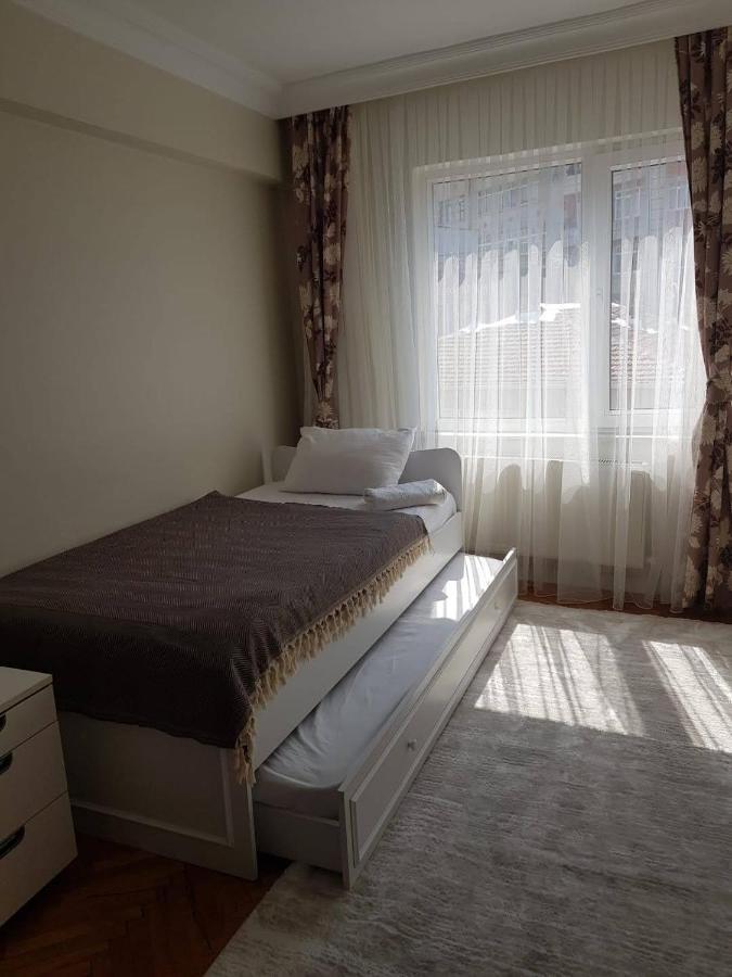 5 Minutes To Subway Apartment Istanbul Bagian luar foto